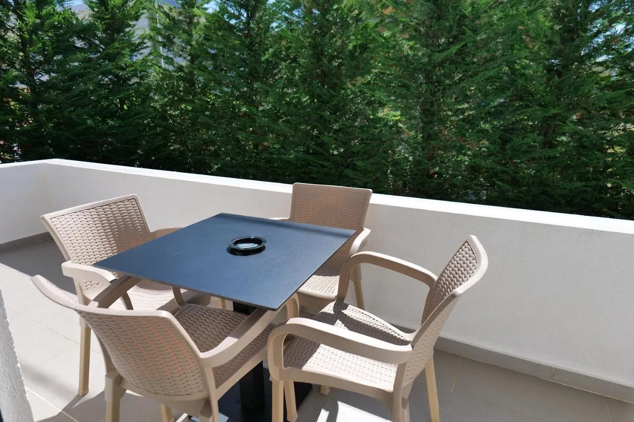 Hotel Seahorse Ksamil 5*,  Albania