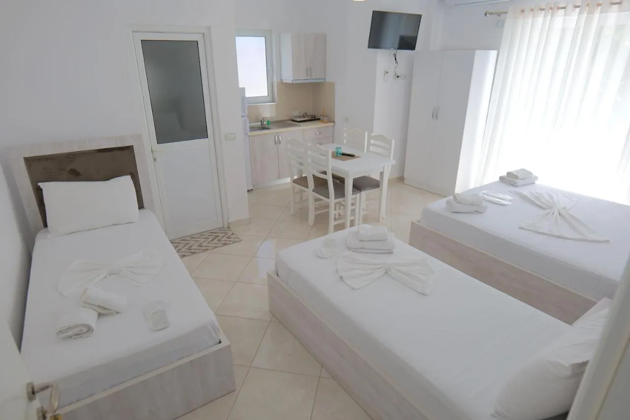 Hotel Seahorse Ksamil 5*,