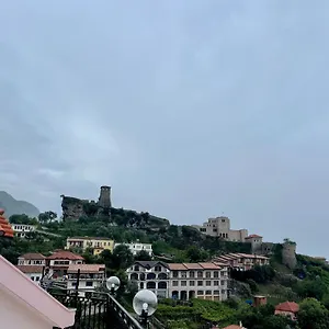 --hotel Deal-- With Castle View Otel